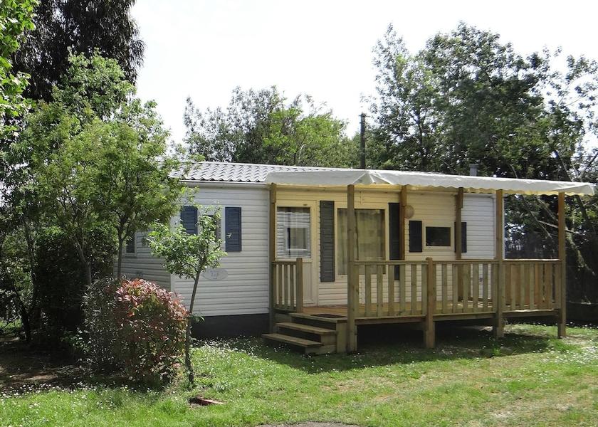 Provence - Alpes - Cote d'Azur Le Cannet Exterior Detail