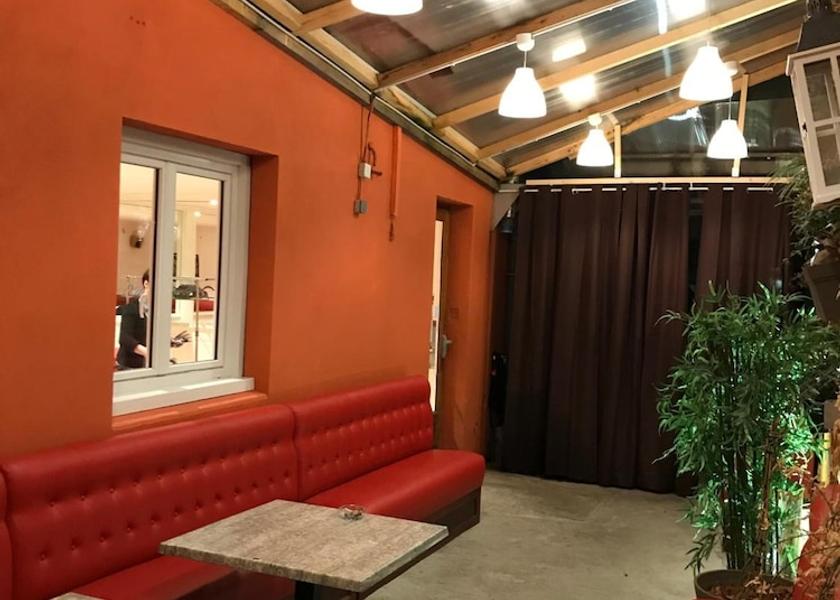 Bourgogne-Franche-Comte Le Creusot Lobby