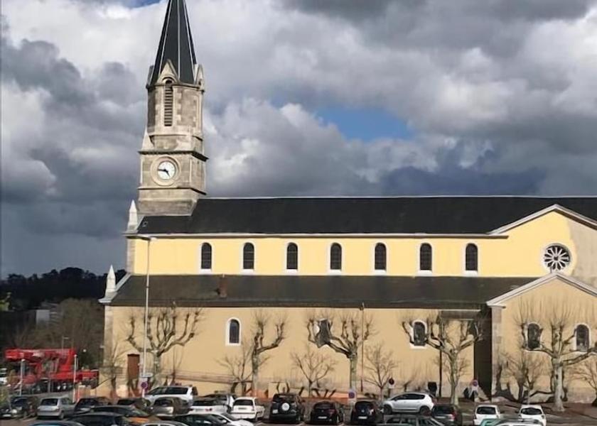 Bourgogne-Franche-Comte Le Creusot Exterior Detail