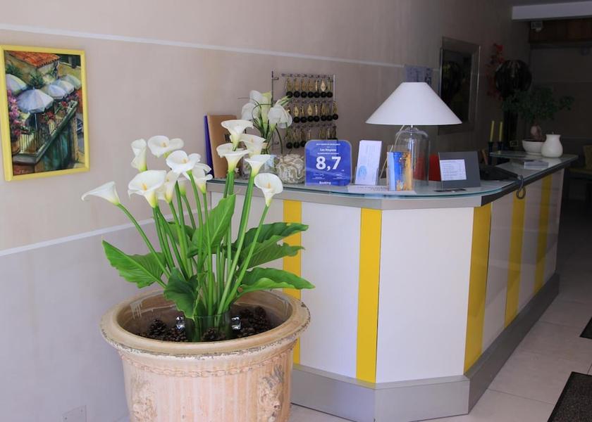 Var Le Lavandou Lobby