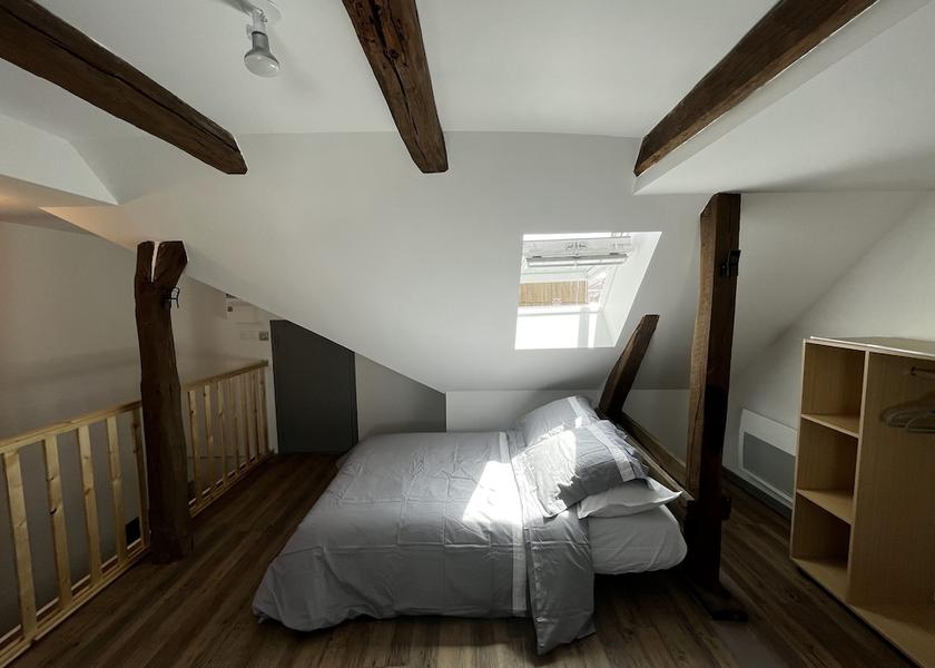 Pays de la Loire Le Mans Room