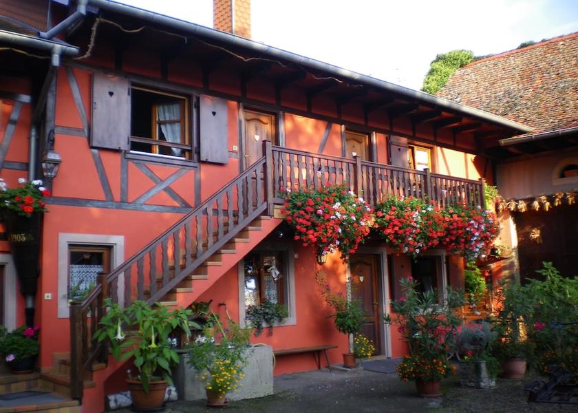 Grand Est Obernai Facade