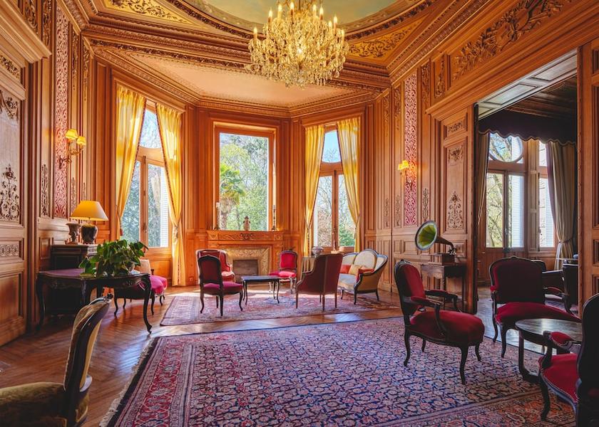 Pays de la Loire Saumur Reception