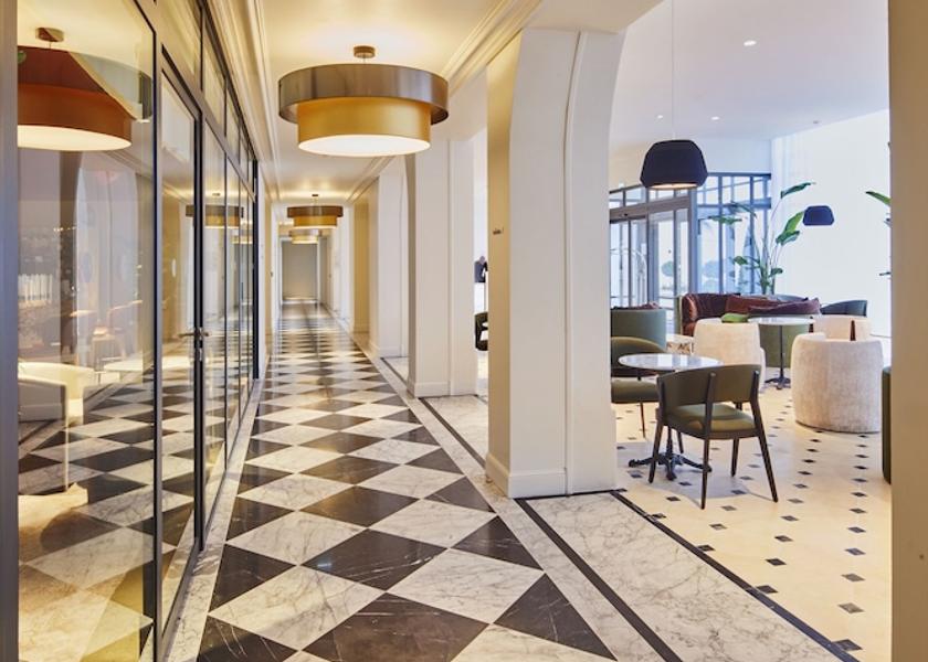 Grand Est Troyes Reception