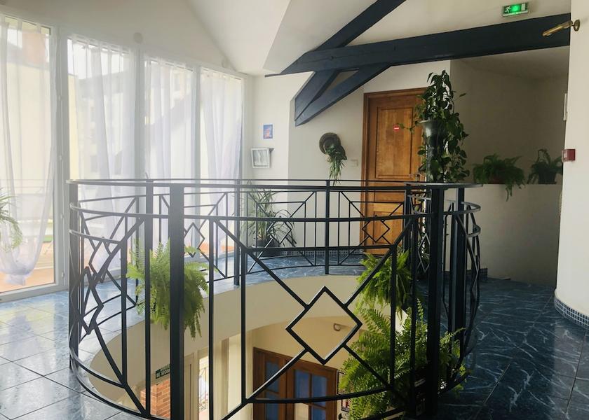 Centre-Loire Valley Vierzon Interior Entrance