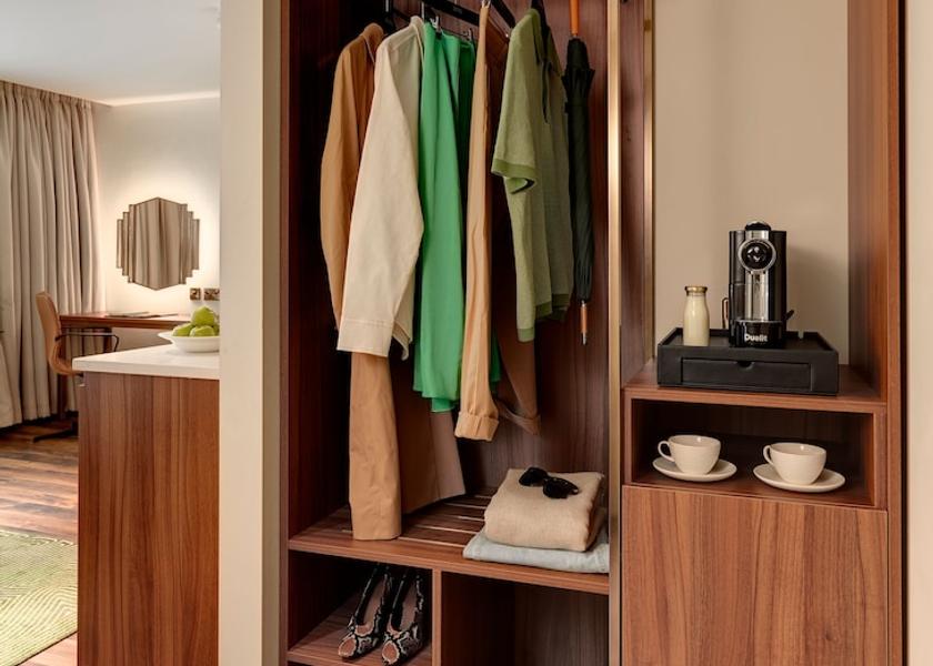 England Bromley Room