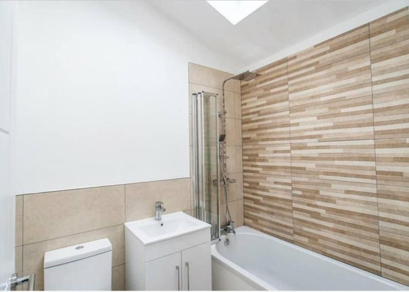 England Buxton Interior Entrance