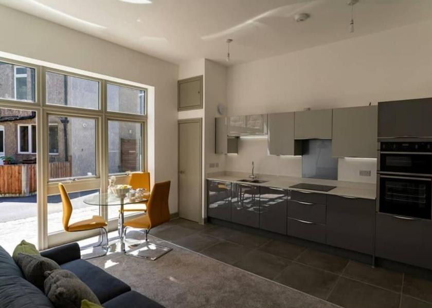 England Buxton Kitchen