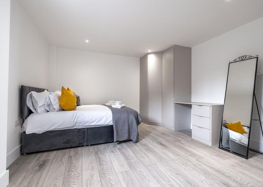 England Camberley Room