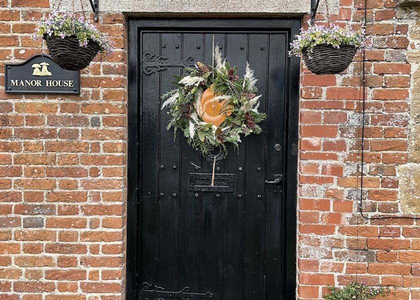 England Chard Exterior Detail