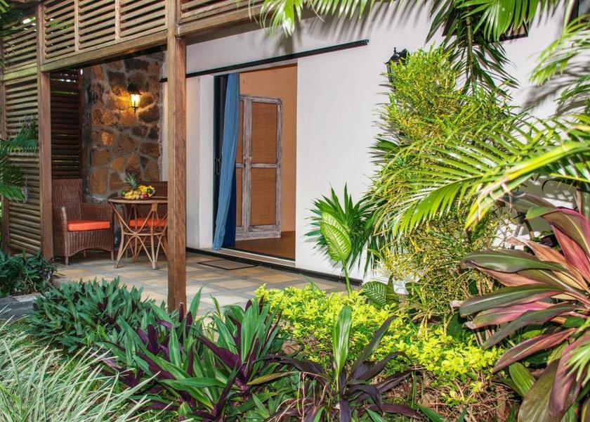Grand Port Blue Bay Hotel Exterior