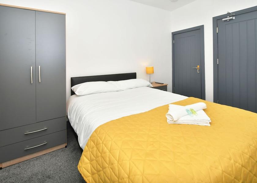 England Crewe Room