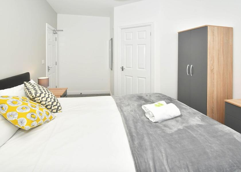 England Crewe Room