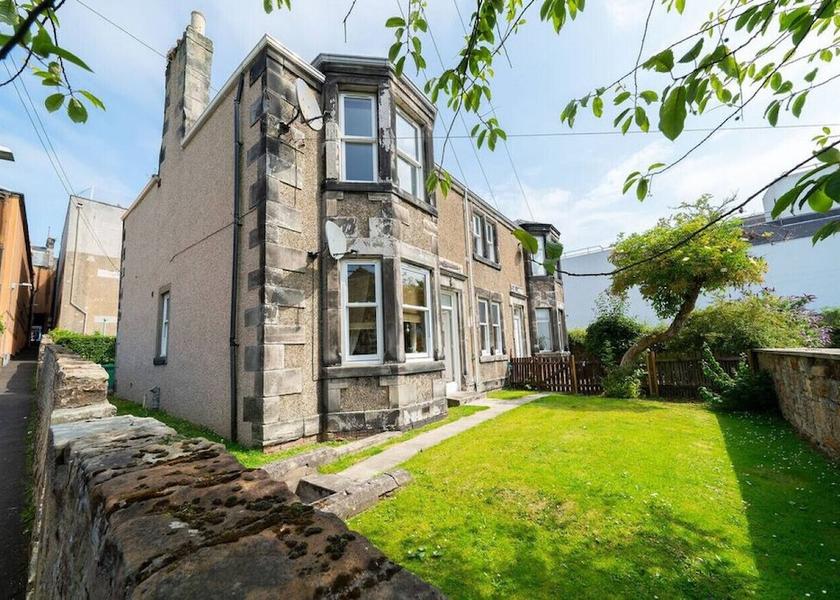 Scotland Dunfermline Room