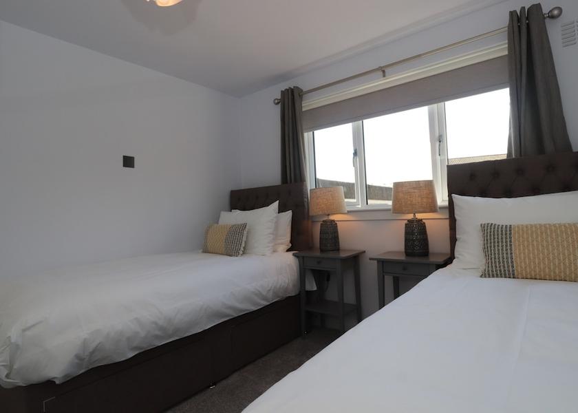 Scotland Dunfermline Room