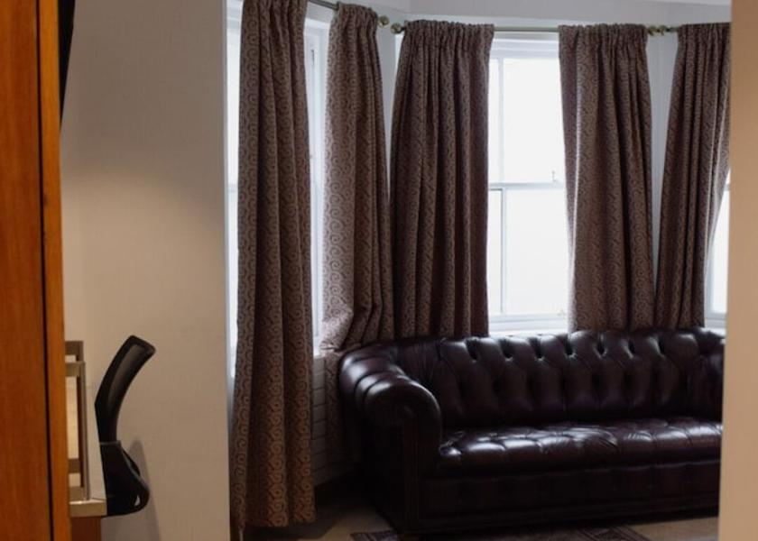 England Eastbourne Room