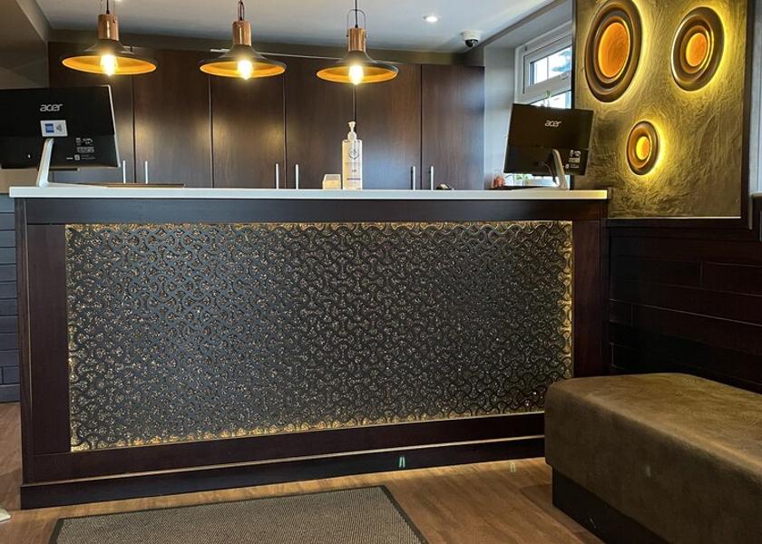 England Faringdon Reception