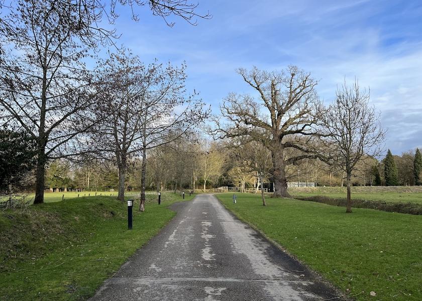 England Hook Property Grounds