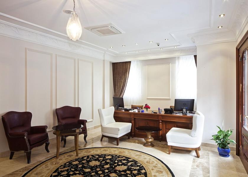  Istanbul Lobby