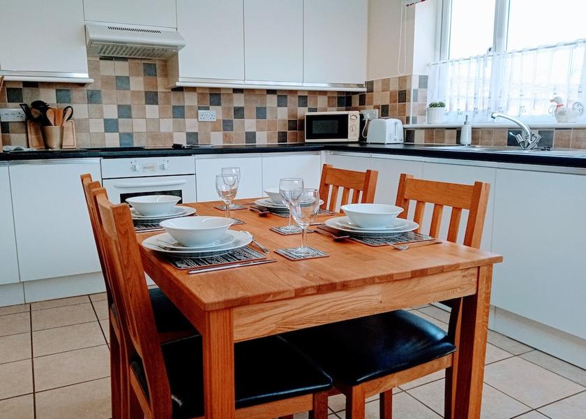 England Hunstanton Kitchen