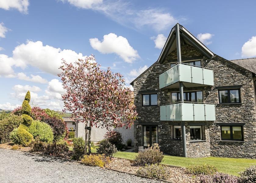 England Kendal Exterior Detail