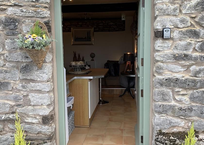 England Kendal Exterior Detail