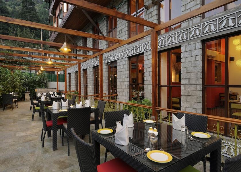 Himachal Pradesh Manali Outdoor dining