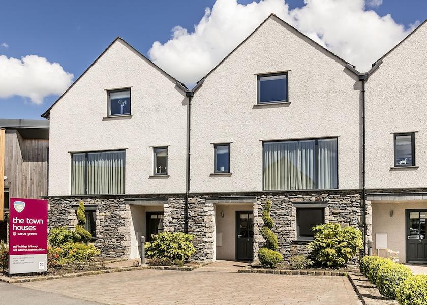 England Kendal Exterior Detail