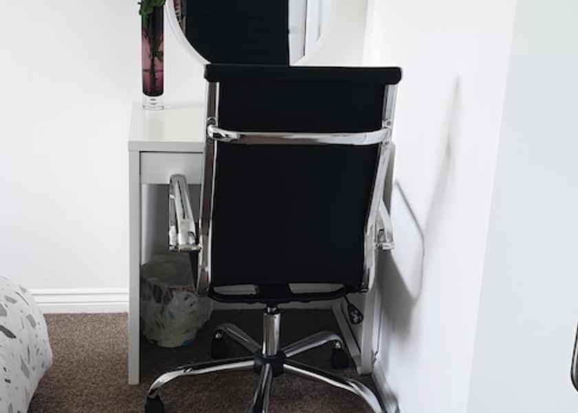 Scotland Kirkcaldy Room