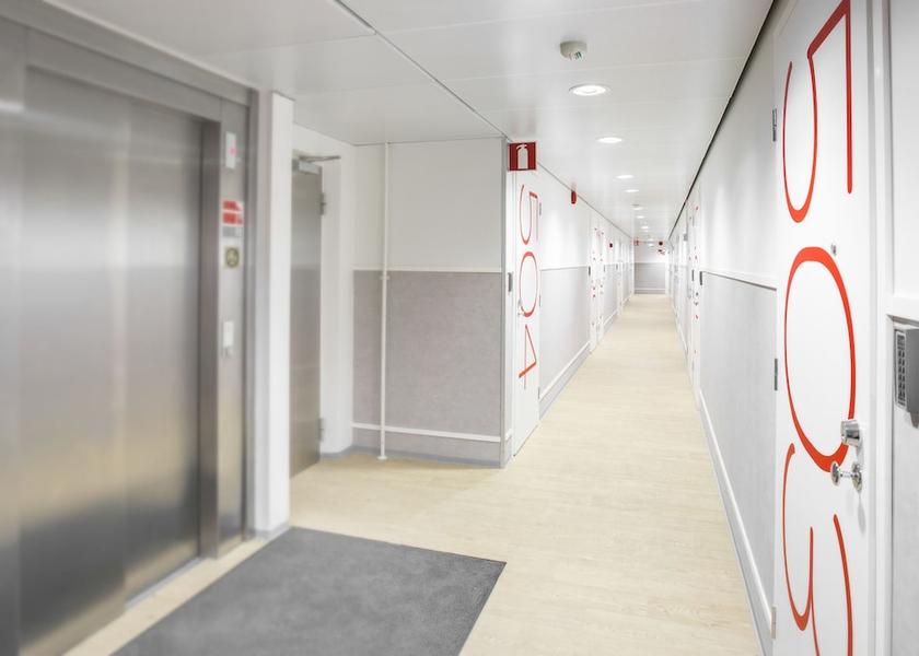  Helsinki Hallway