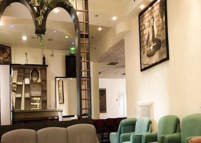  Jerusalem Interior Entrance