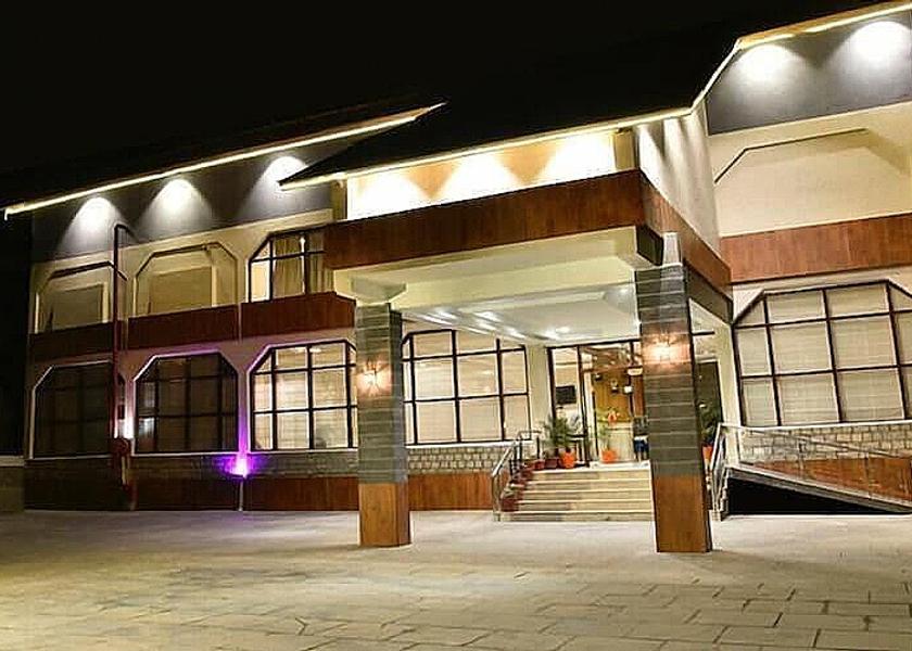 Himachal Pradesh Manali Hotel Exterior