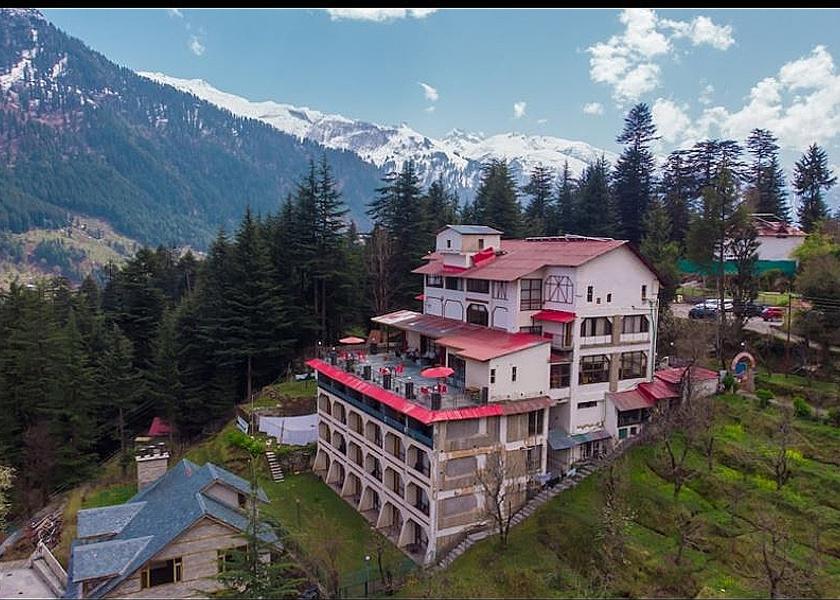 Himachal Pradesh Manali Hotel Exterior
