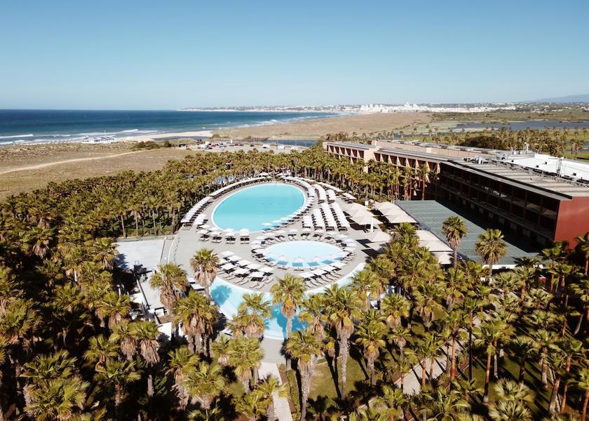 Faro Albufeira Pool