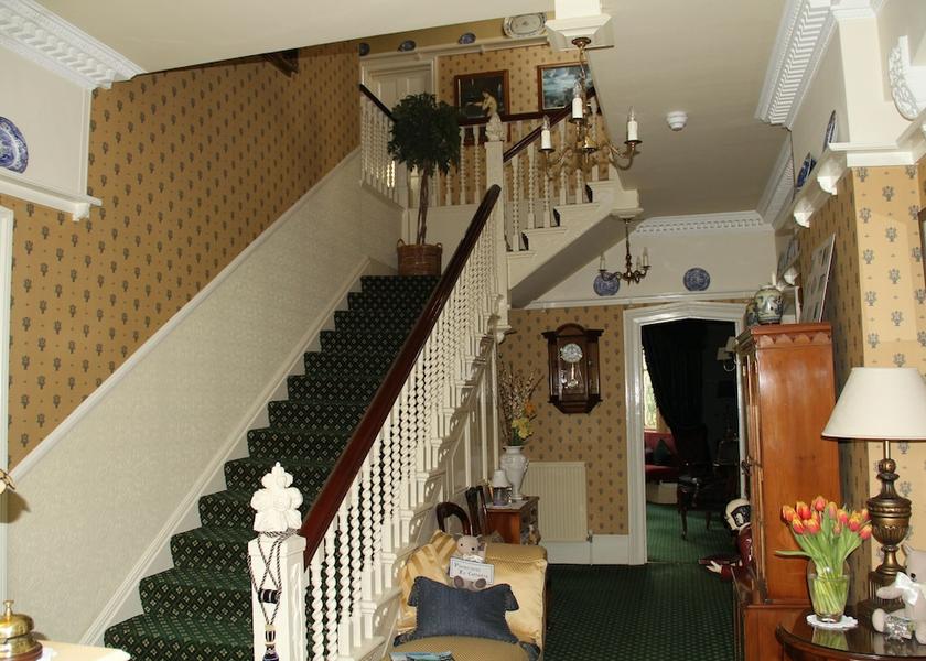 England Shanklin Lobby