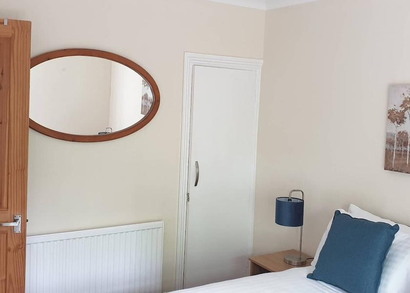 England Sittingbourne Interior Entrance