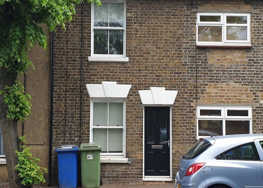 England Sittingbourne Facade