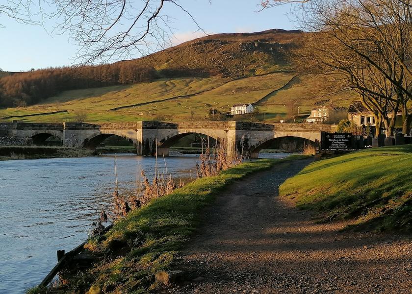 England Skipton Exterior Detail