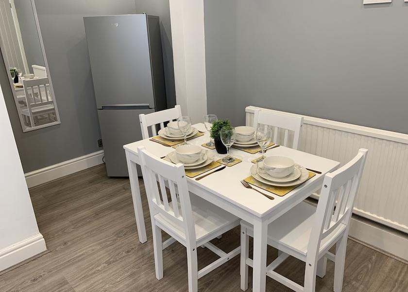 England Stockport In-Room Dining