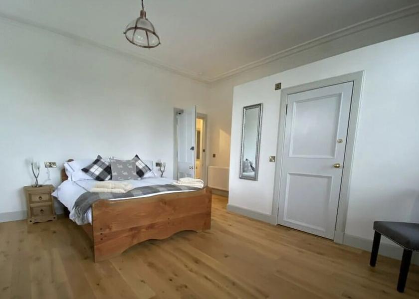 Scotland Thurso Room