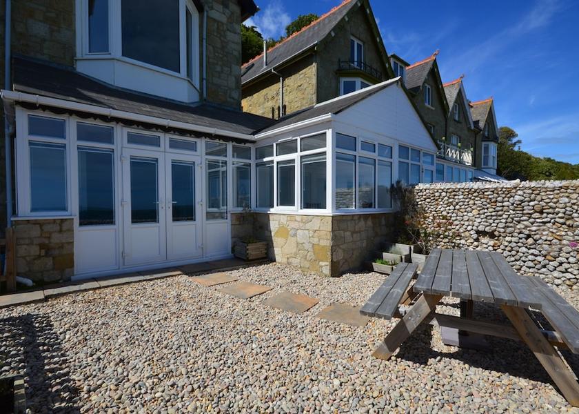 England Ventnor Interior Entrance
