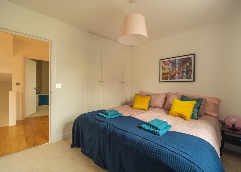 England Watford Room