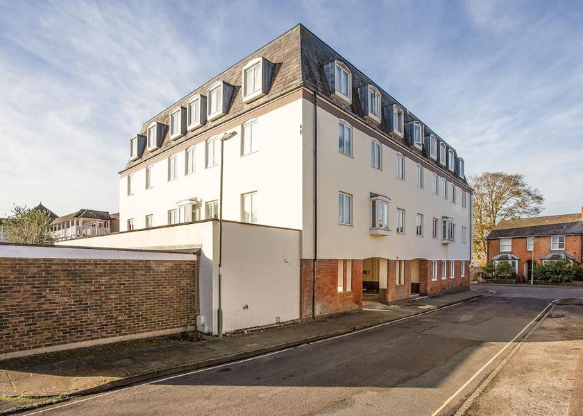 England Winchester Exterior Detail