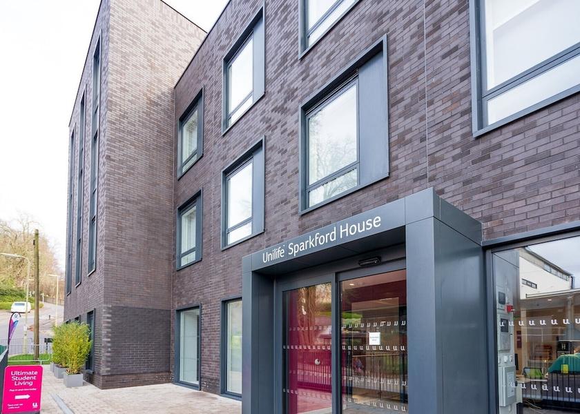 England Winchester Exterior Detail