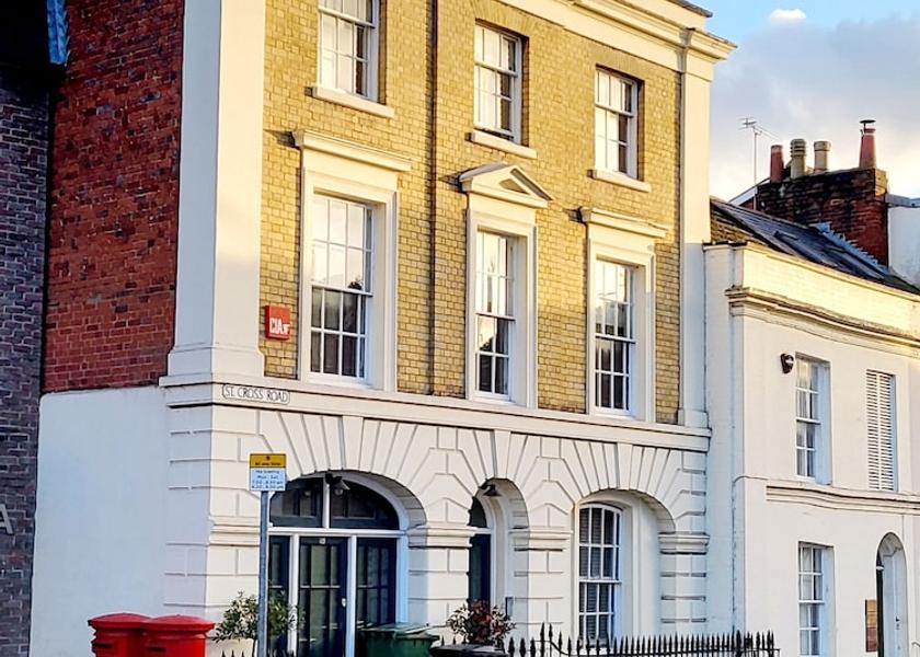 England Winchester Exterior Detail