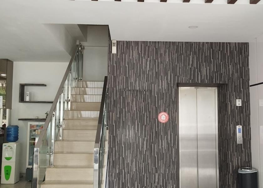 Riau Islands Batam Lobby