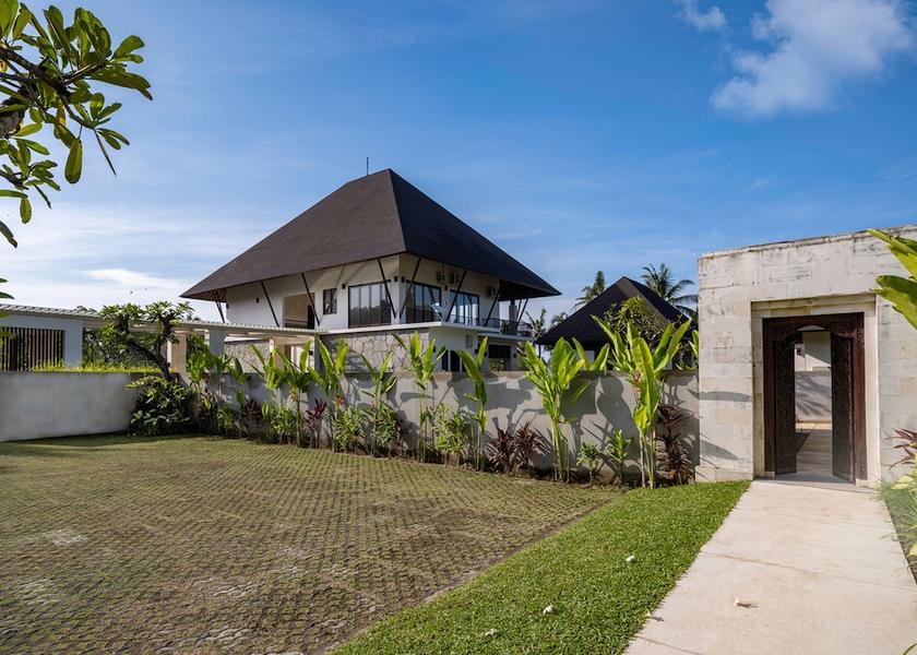 Bali Tabanan Entrance