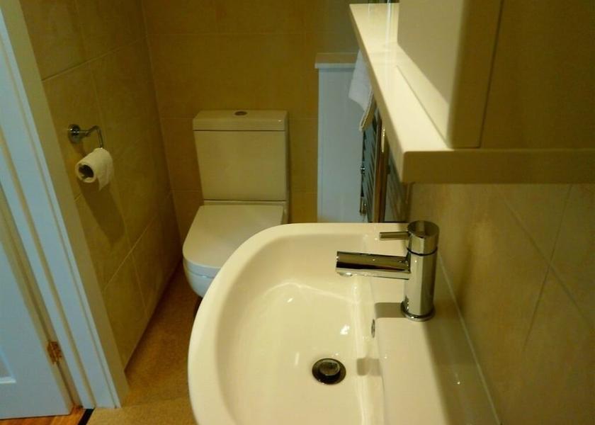 England Faringdon Bathroom