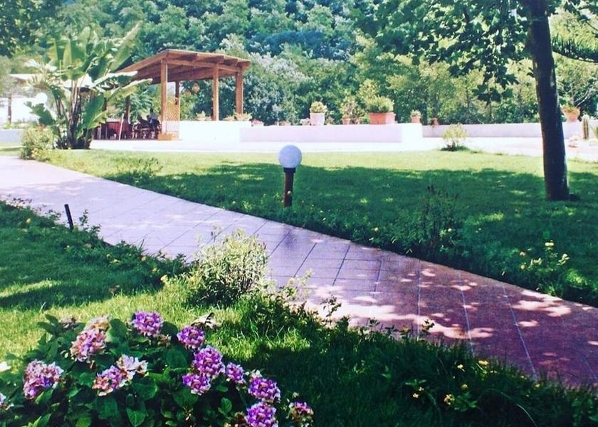 Calabria Acquappesa Garden