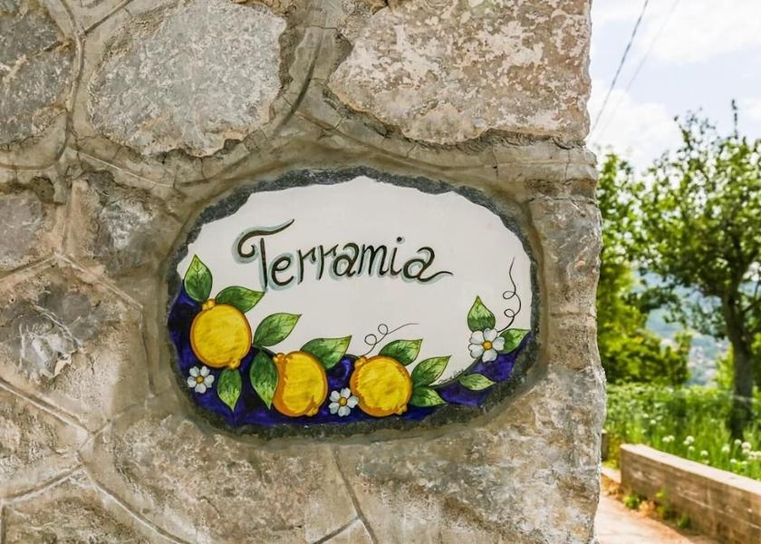 Campania Agerola Exterior Detail